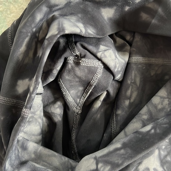 Lululemon Wunder Under High Rise Leggings - Picture 9 of 13